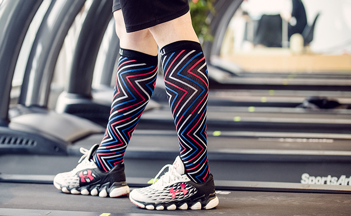 Fit Compression Socks with Graduated Target Zones 20-30 mmHg Support Stockings