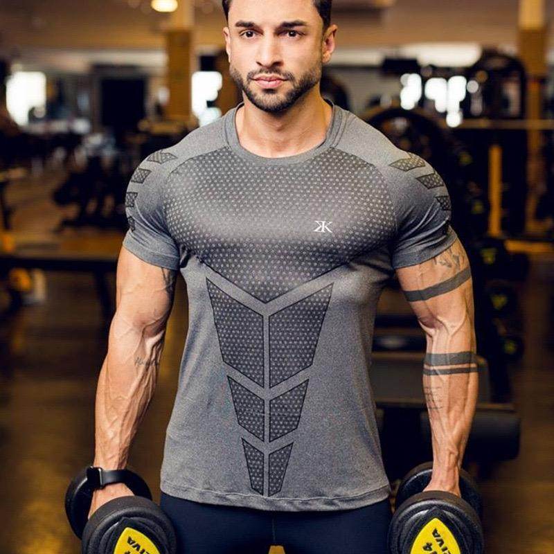 Compression Quick dry T-shirt Men Running Sport Skinny Short Tee Shirt Male Gym Fitness Bodybuilding Workout Tops Clothing