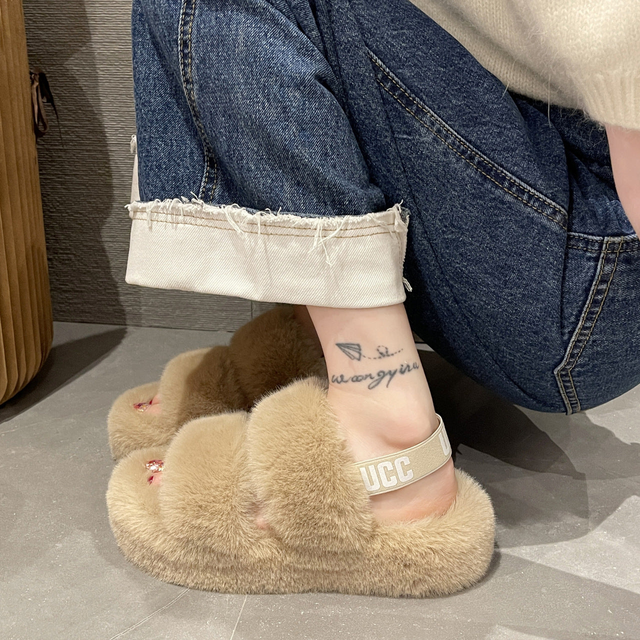 Winter Super Warm Soft Plush Slippers With Straps