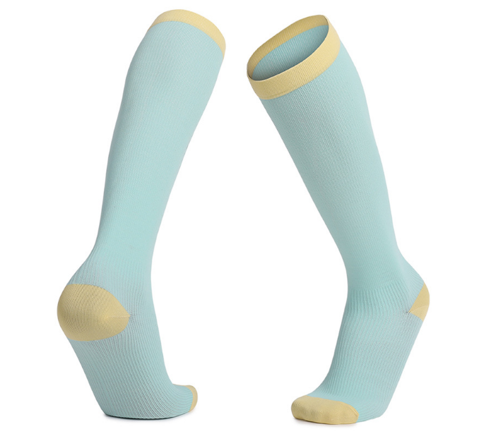 Outdoor women's marathon running knee compression socks