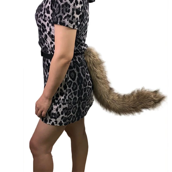 Halloween Faux Werewolf Tail – Adjustable Cosplay Accessory for Halloween & Anime Roleplay
