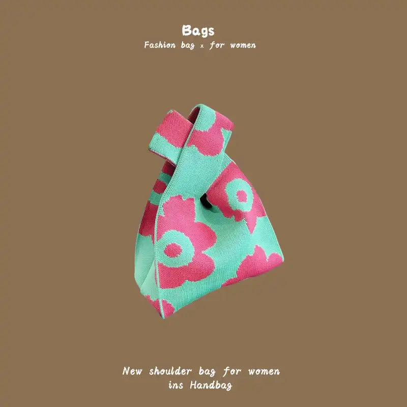 Japanese Kawaii Cat Knit Checkerboard Wrist Project Bag