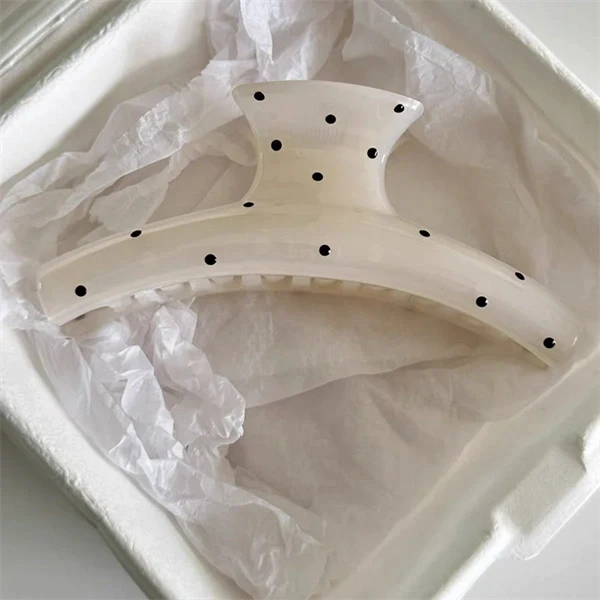 Large Claw Clip for Women – Matte Shark Hair Clip for Thick Hair