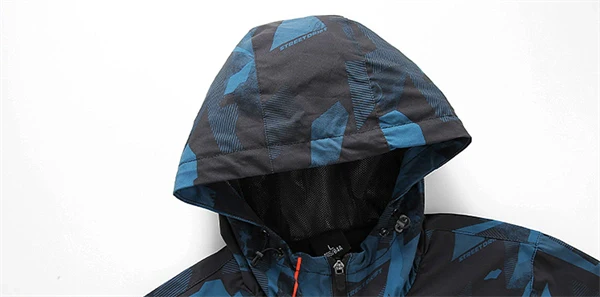 Men’s Lightweight Hiking Jacket – Windbreaker Outdoor Hooded Coat for Spring & Fall