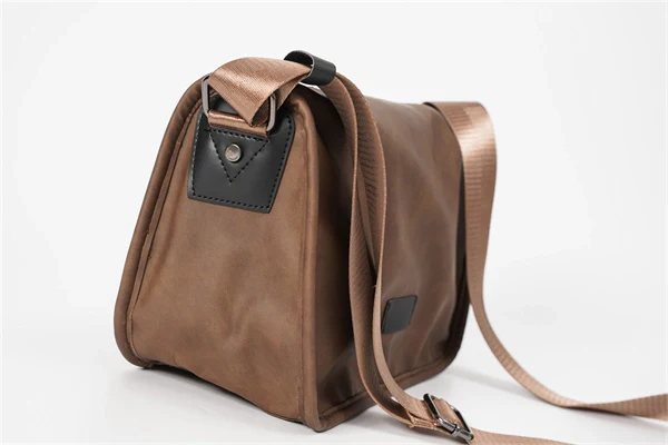 Men’s Retro PU Leather Crossbody Bag – Vintage Shoulder Messenger Bag with Large Capacity