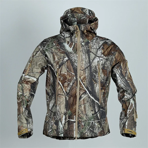 Men’s Tactical Camouflage Softshell Windbreaker – Fleece-Lined Interior Outdoor Jacket for Hiking & Cycling