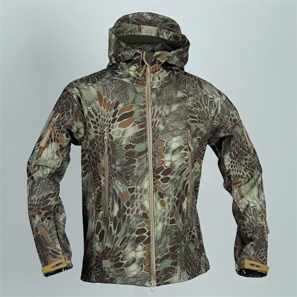 Men’s Tactical Camouflage Softshell Windbreaker – Fleece-Lined Interior Outdoor Jacket for Hiking & Cycling