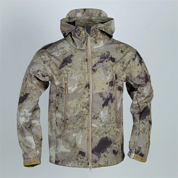 Men’s Tactical Camouflage Softshell Windbreaker – Fleece-Lined Interior Outdoor Jacket for Hiking & Cycling