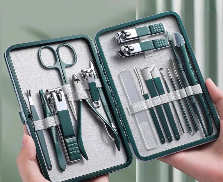 18-Piece Nail Clippers Set Stainless Steel Manicure Kit Travel Scissors Makeup Beauty Tools