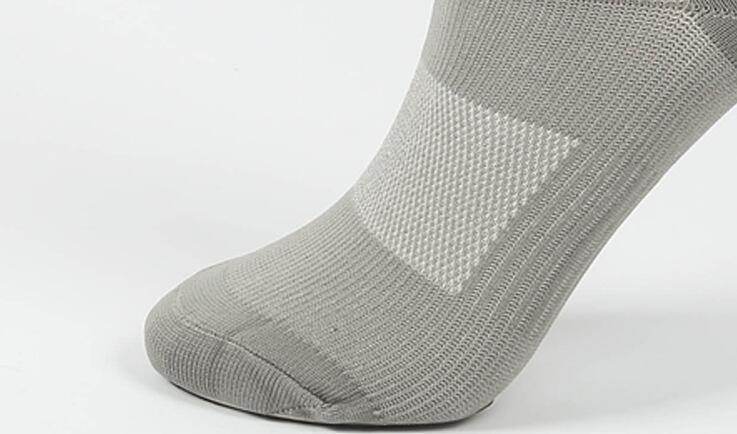 Compression Socks For Work,Play&Travel-Reduce Muscle Fatigue And Damage.