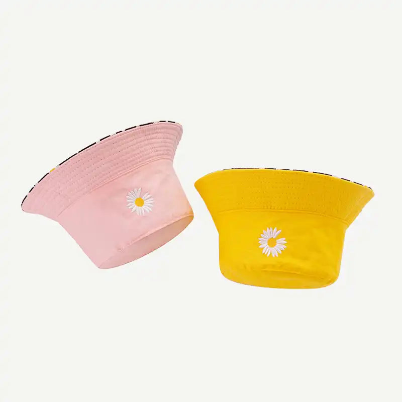 Reversible Daisy Bucket Hat