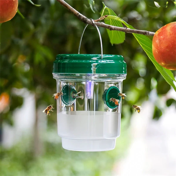 Solar-Powered Wasp & Bee Trap Light – Waterproof, Non-Toxic, Reusable Hanging Hornet Trap for Outdoor Garden Protection