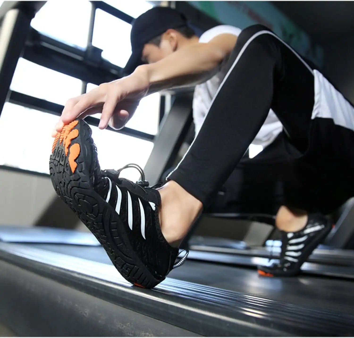 Unisex Lightweight Water Shoes for Beach & Running | Non-Slip Quick-Dry Aqua Socks