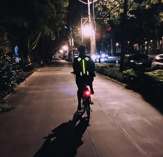 Outdoor Sports Running Cycling Reflective Vest with Pocket High Visibility Safety Vest