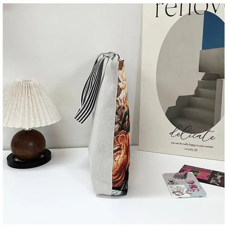 Vintage Lion Head Island Canvas Tote Embroidered Handbag