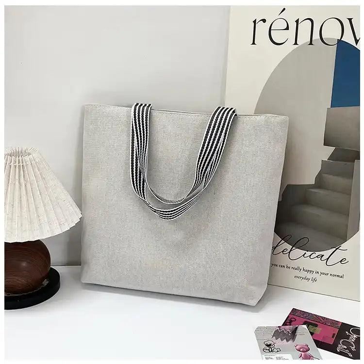 Vintage Lion Head Island Canvas Tote Embroidered Handbag