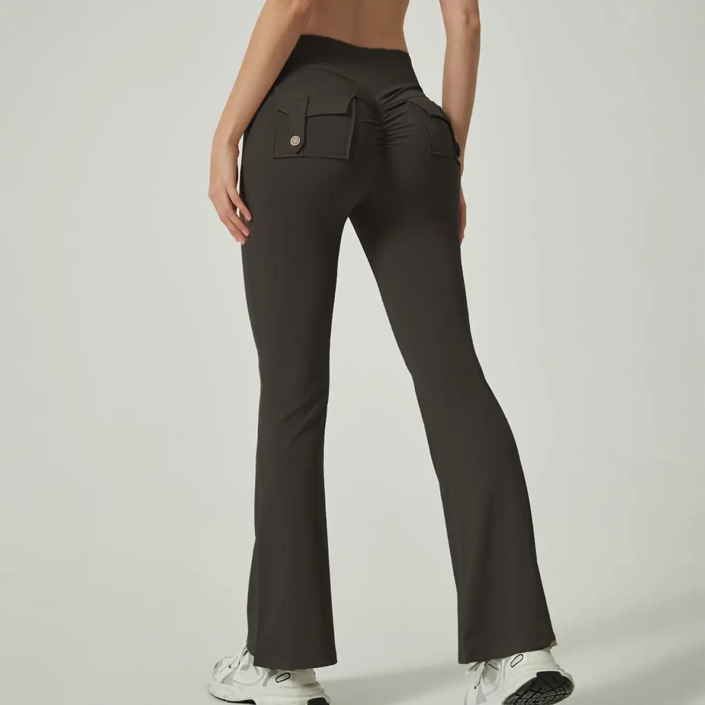 Women's Flare Yoga Pants with Pockets - High-Waisted, Quick-Dry & Pleated