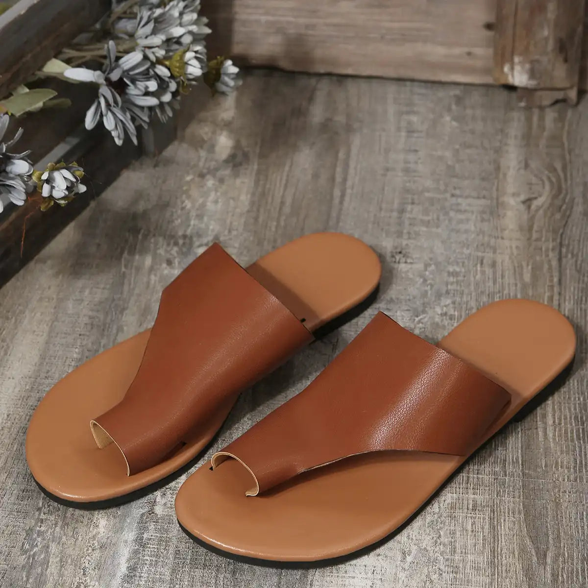 Women's Flat Boho Leather Mule Slippers - Breathable Flip Flop Sandals