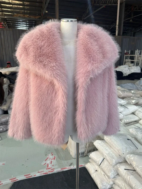 Women's Cropped Faux Fur Jacket