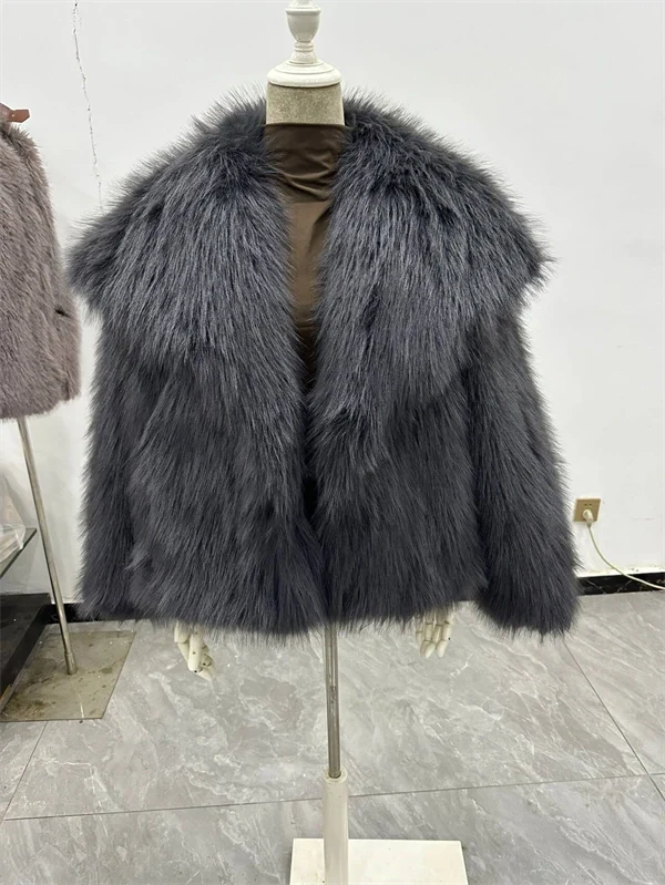Women's Cropped Faux Fur Jacket