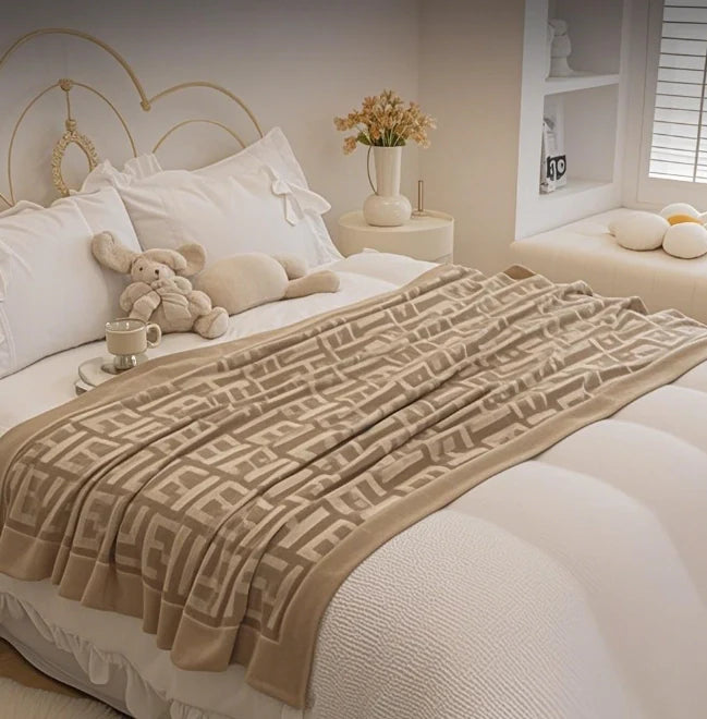 Soft Cozy Lightweight Blanket for Couch Bed Chairs Camping Airplane Travel