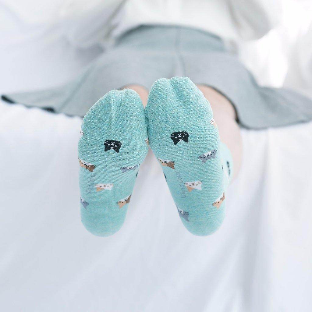 CAT FACE PATTERN WOMEN'S ANKLE SOCKS