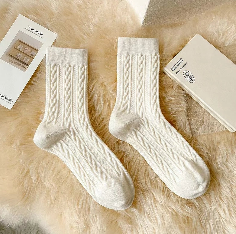 ROYALUCK 6 Pairs Winter Cotton Socks Solid Color Mid-Calf Socks
