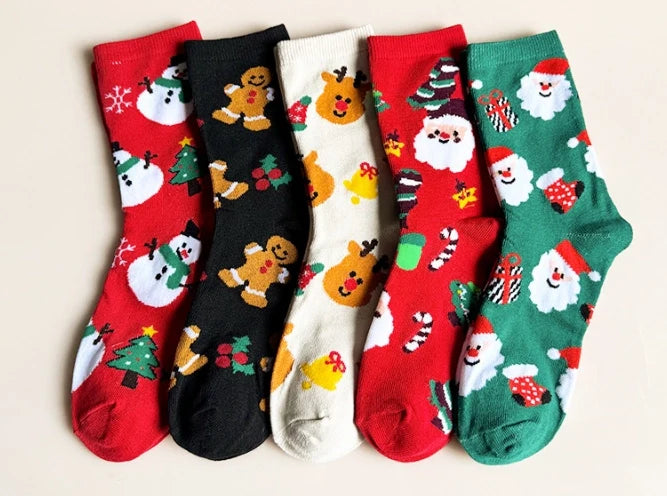 ROYALUCK 5 Pairs Christmas Socks Santa Claus Elk Snowman Gingerbread Man Cartoon Middle Tube Socks