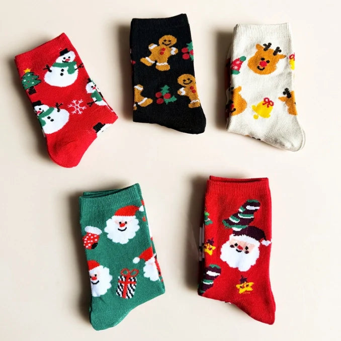 ROYALUCK 5 Pairs Christmas Socks Santa Claus Elk Snowman Gingerbread Man Cartoon Middle Tube Socks