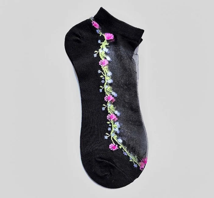 ROYALUCK 5 Pairs Embroidered Breathable Floral Mesh Casual Women’s Ankle Socks