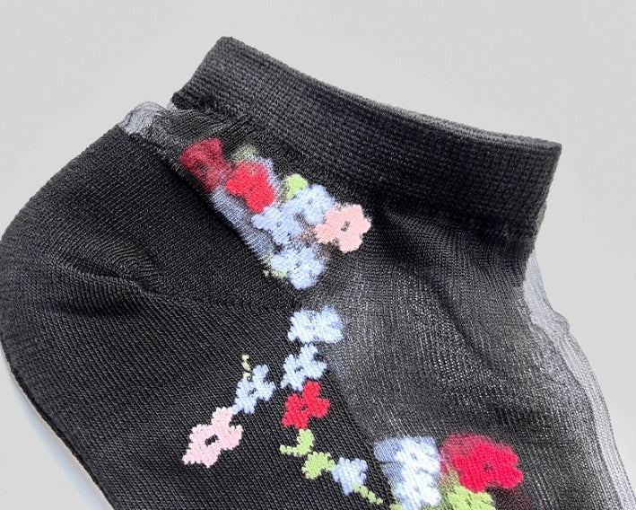 ROYALUCK 5 Pairs Embroidered Breathable Floral Mesh Casual Women’s Ankle Socks